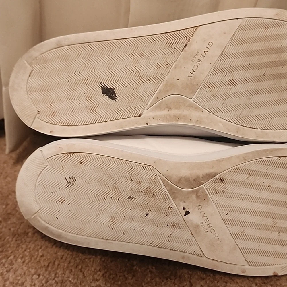 Givenchy Urban Street Leather Sneakers - Picture 14 of 16